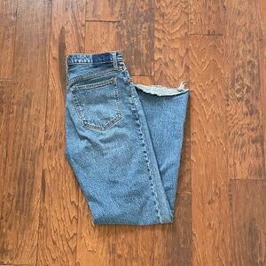 Abercrombie & Fitch High Rise The 90s Relaxed Jean, Size 28/6 regular